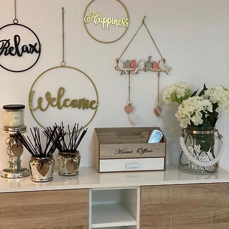 Precioso Apartamento En Zona De Playa Алмерия Екстериор снимка
