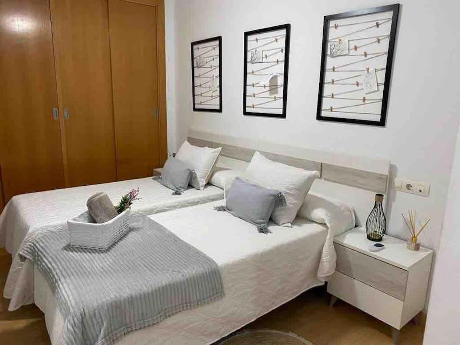 Precioso Apartamento En Zona De Playa Алмерия Екстериор снимка