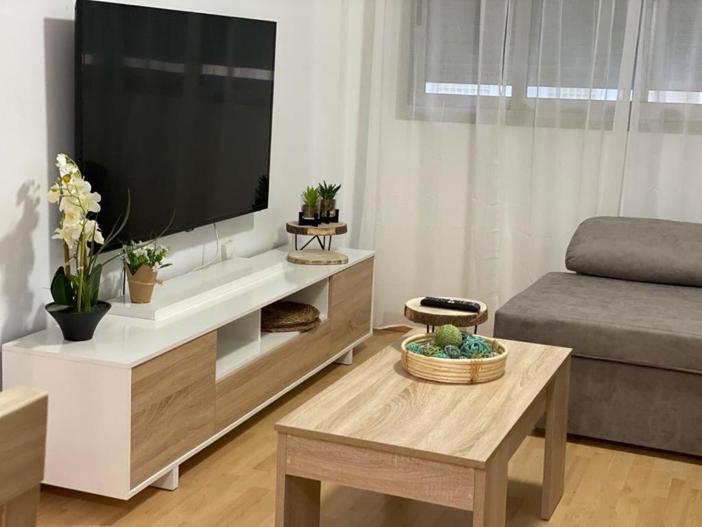 Precioso Apartamento En Zona De Playa Алмерия Екстериор снимка